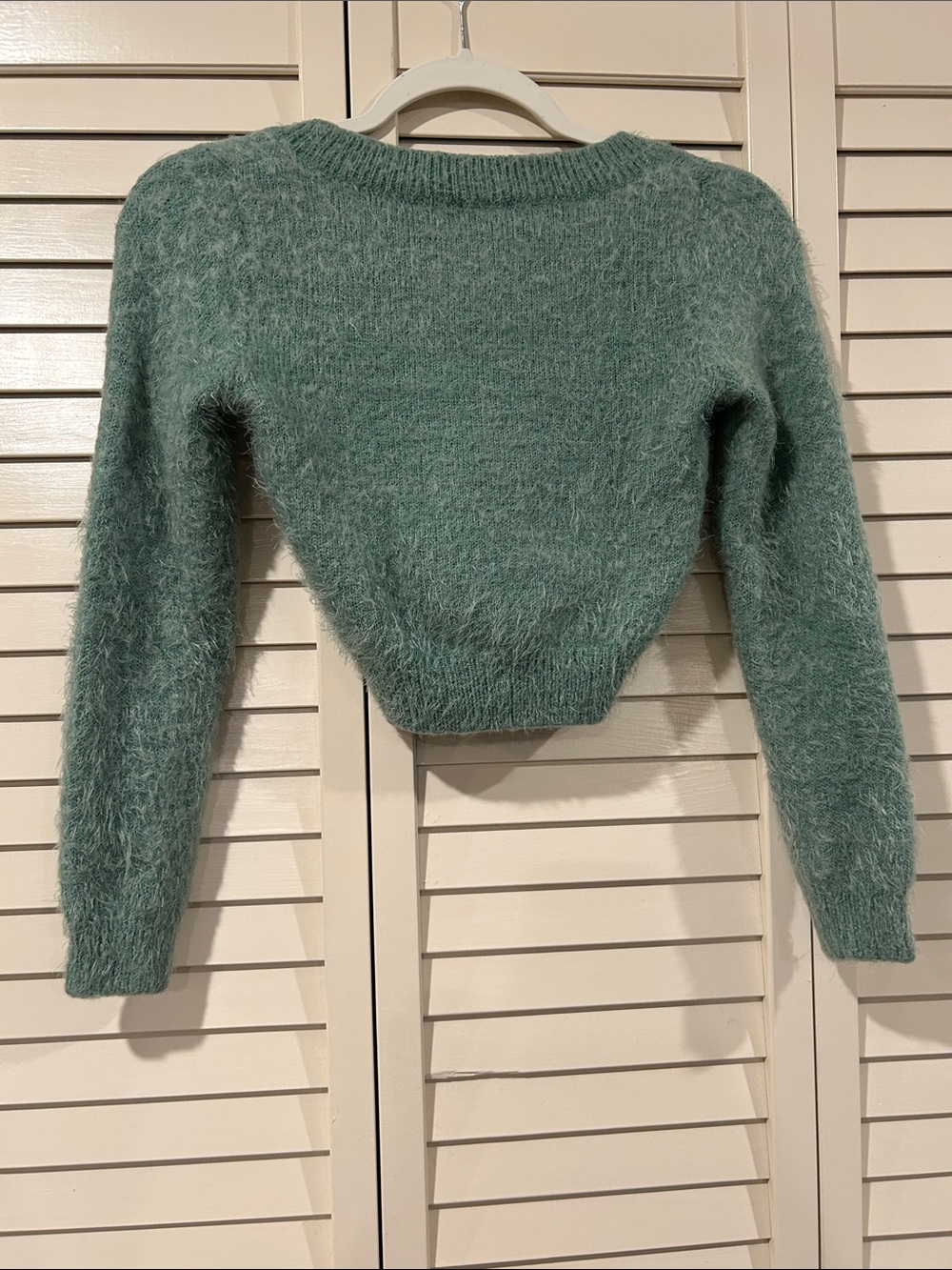 American Apparel Cali Sun & Fun Fuzzy Cropped Sweater in Seafoam Size XS - Picture 2 of 5
